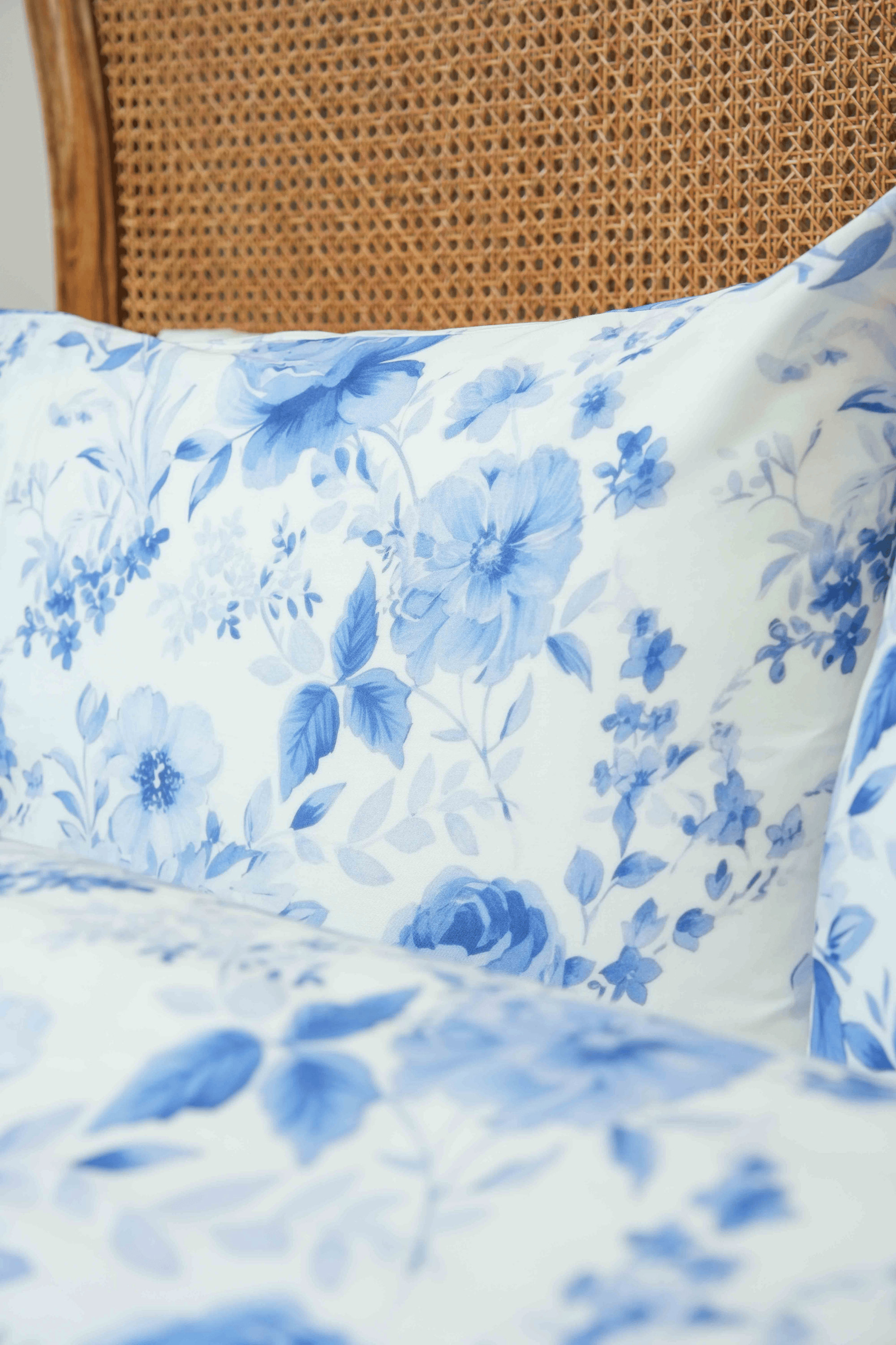 Elysia Bed Sheet Set