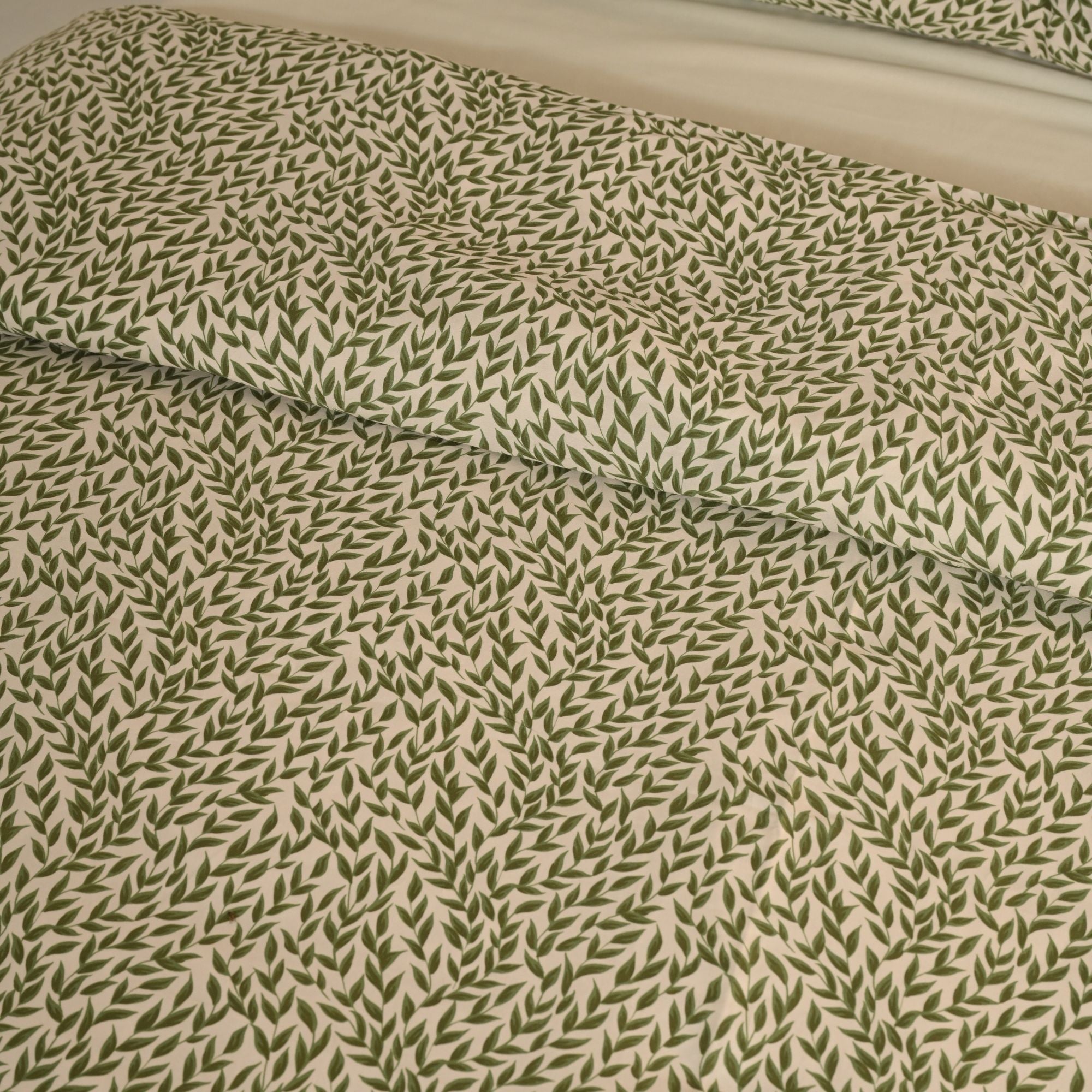 Reverie Bed Sheet Set