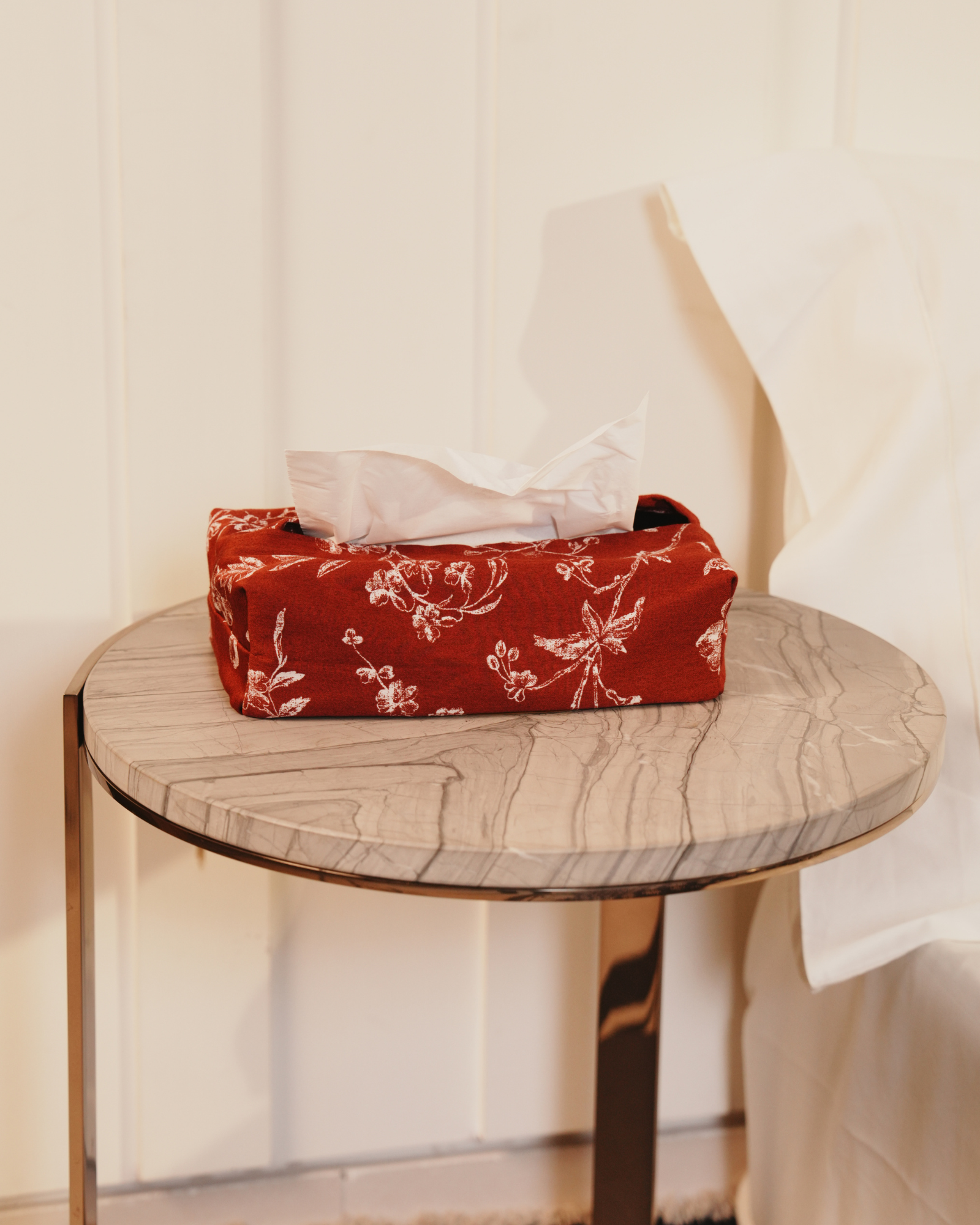 Mauveur Tissue Box Cover