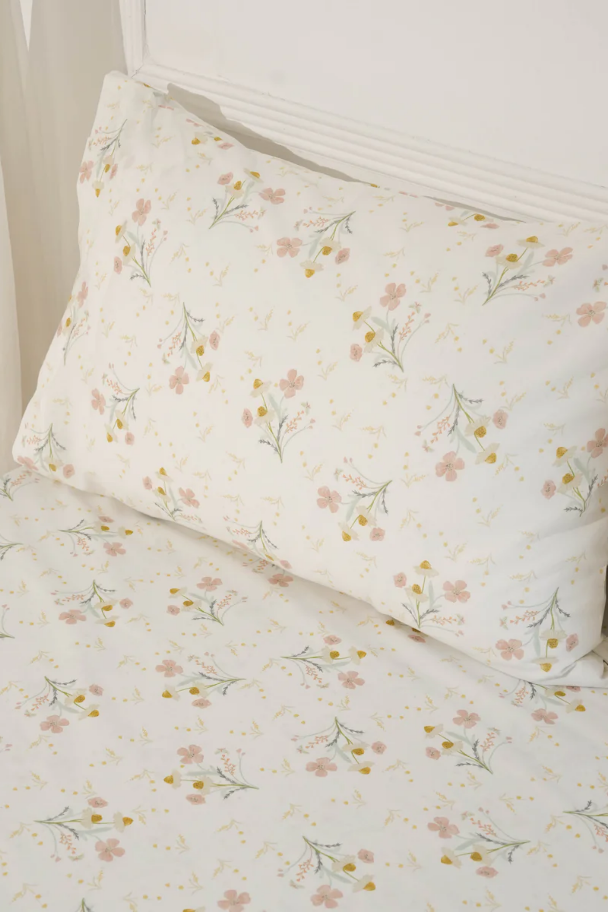 Lumiere Cushion Cover