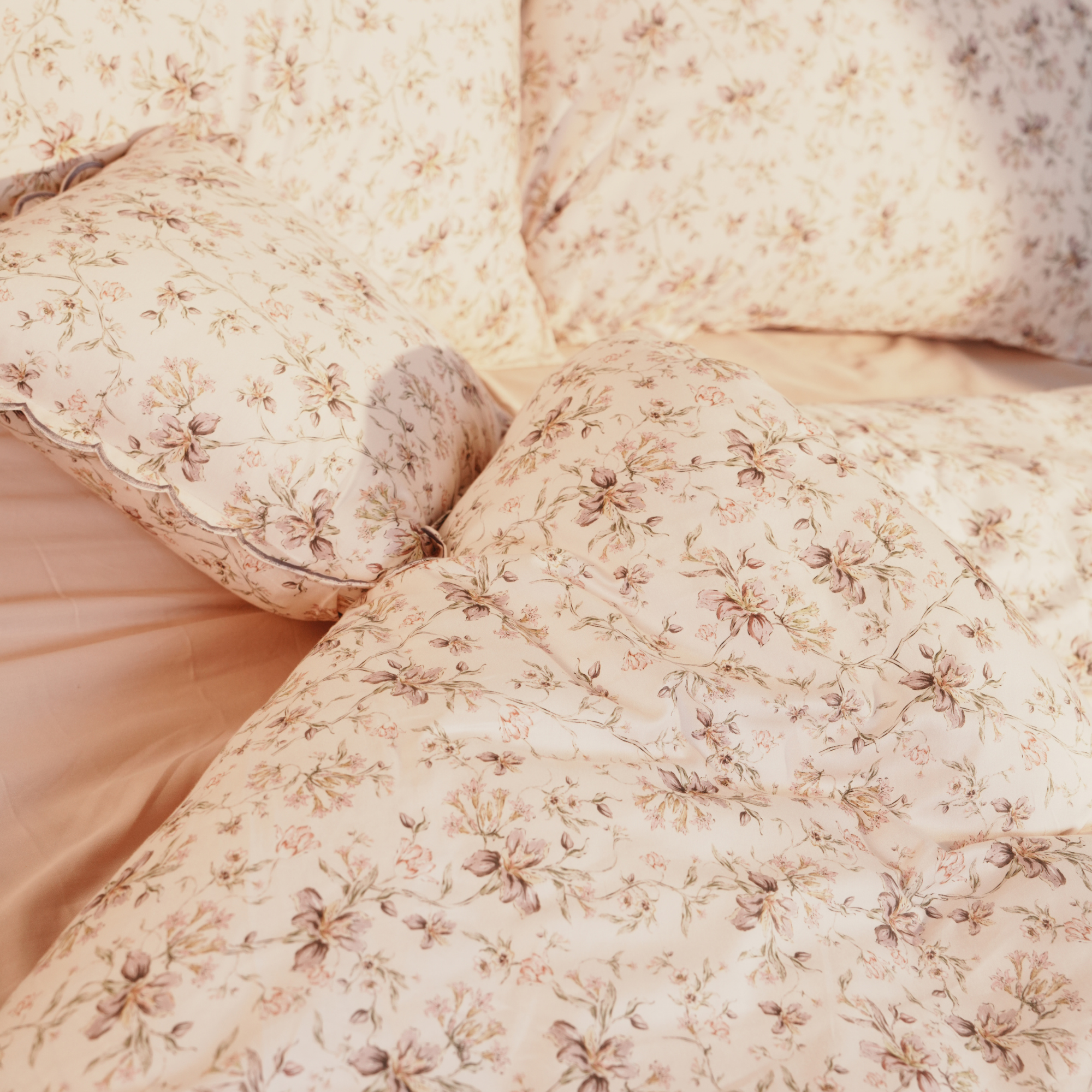 Wrenna Bed Sheet Set - Luxe Edition