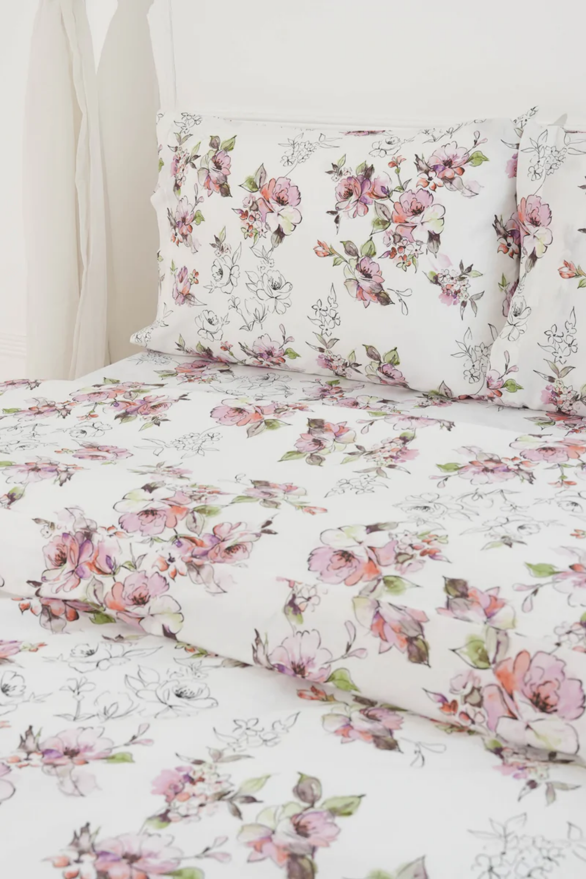 Victorian Rose Cushion Cover