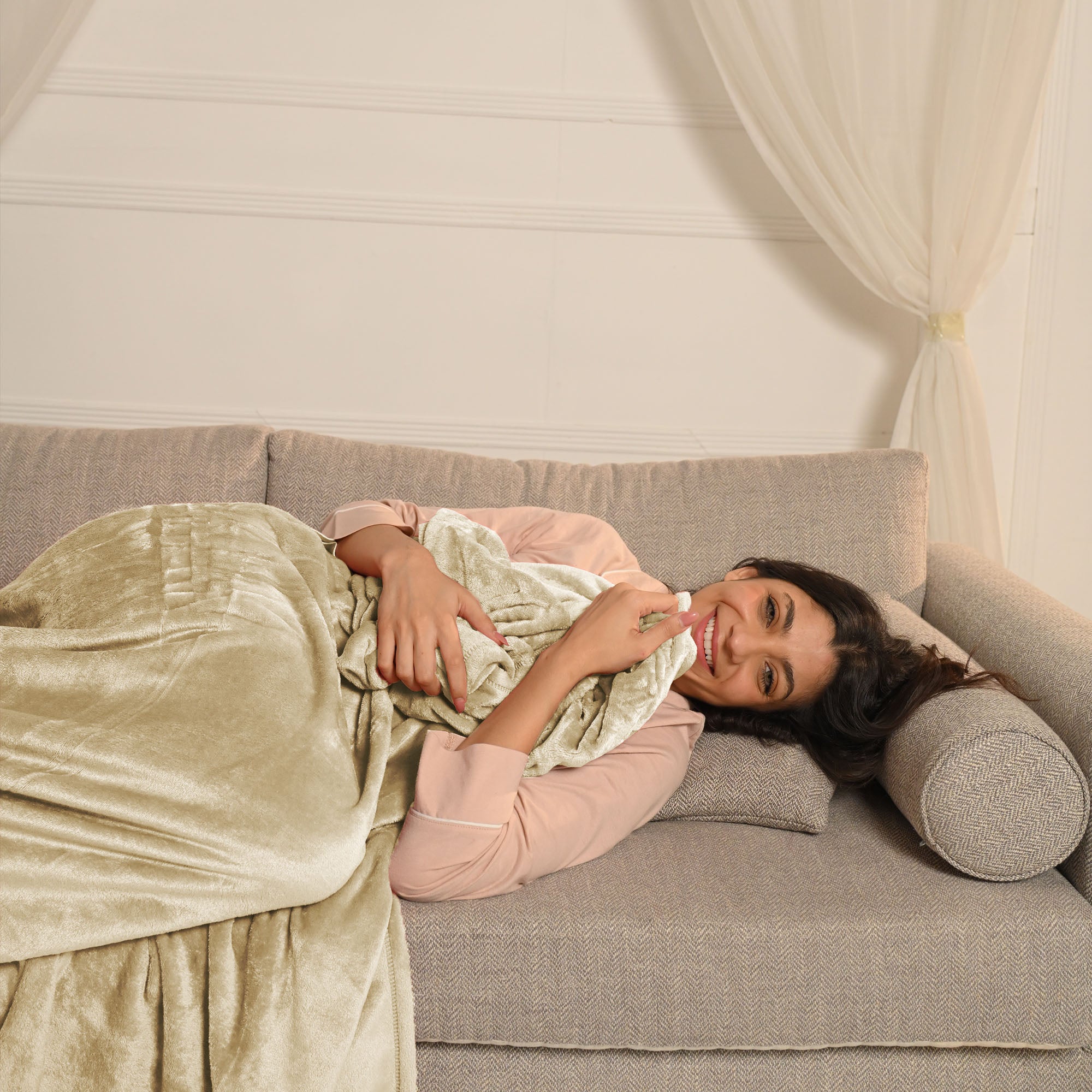 Microfiber Plush Blanket