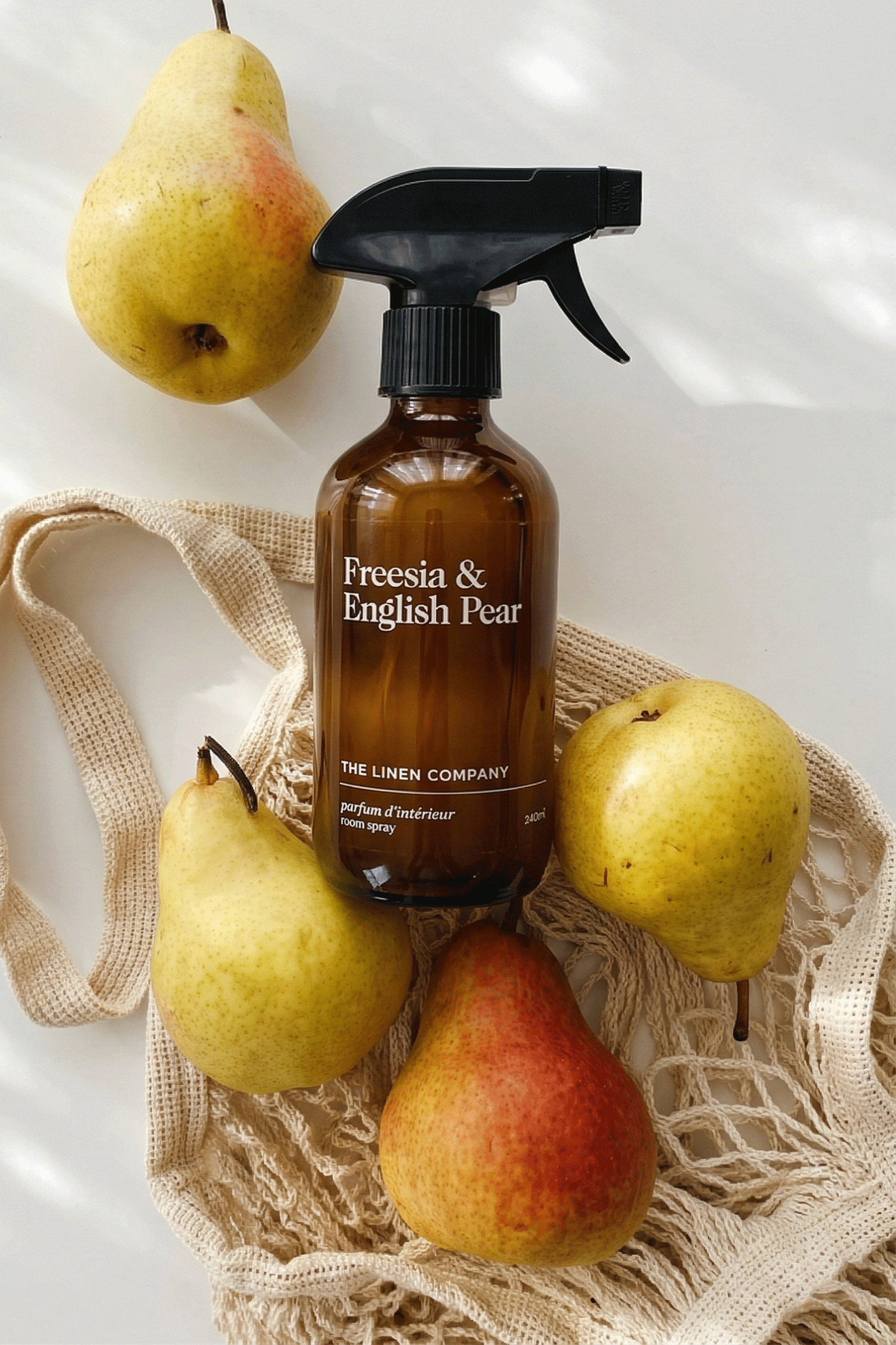 Freesia & English Pear