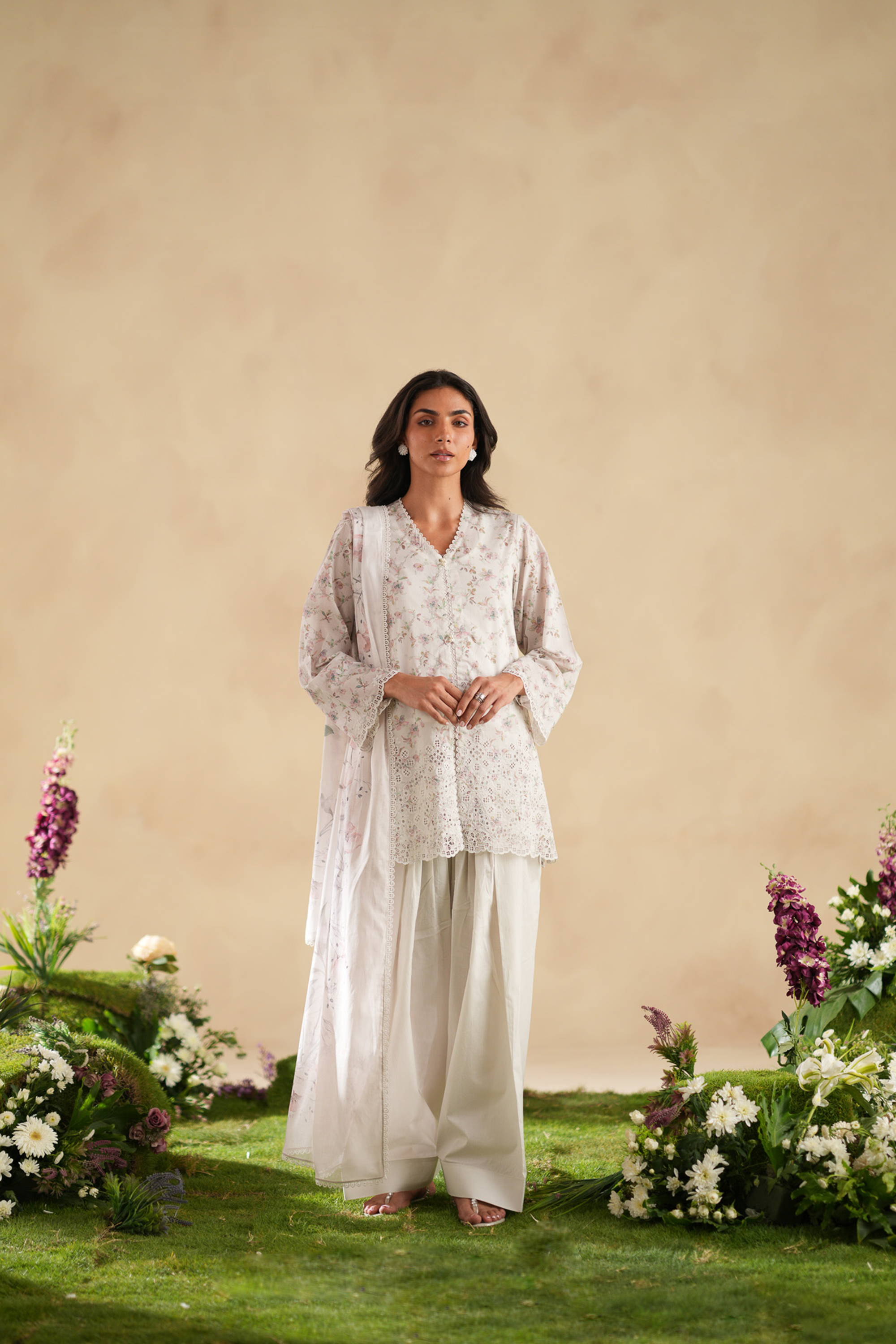 Rose Fleur - Luxury Lawn Suit
