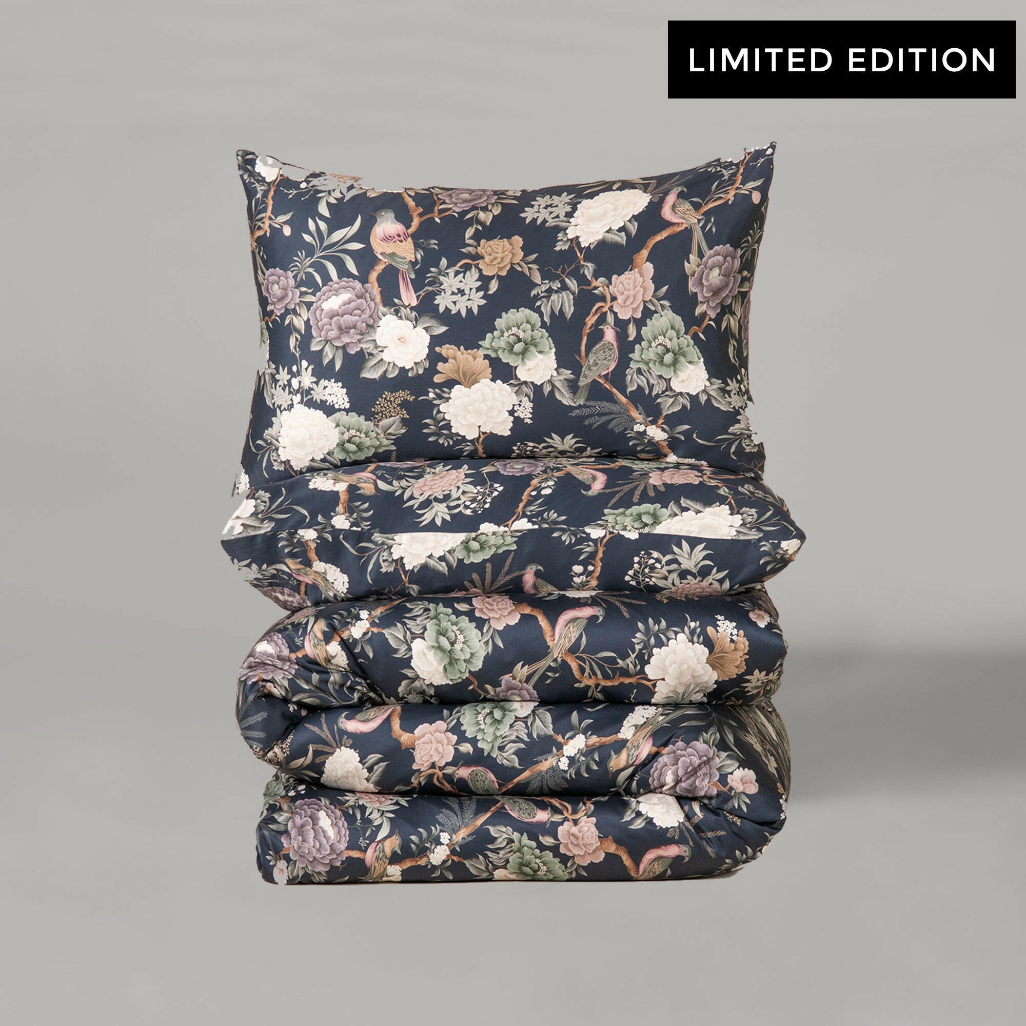 The Linen Company Bedding Moonflower Duvet Cover Set