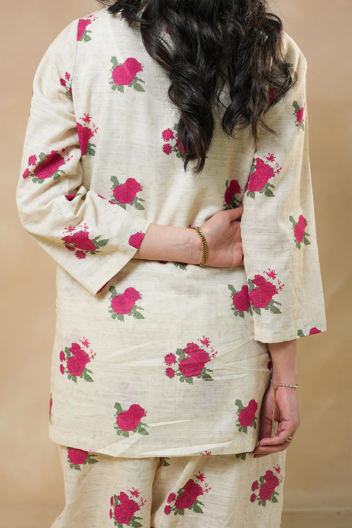 Thread Bloom Khaddar Set