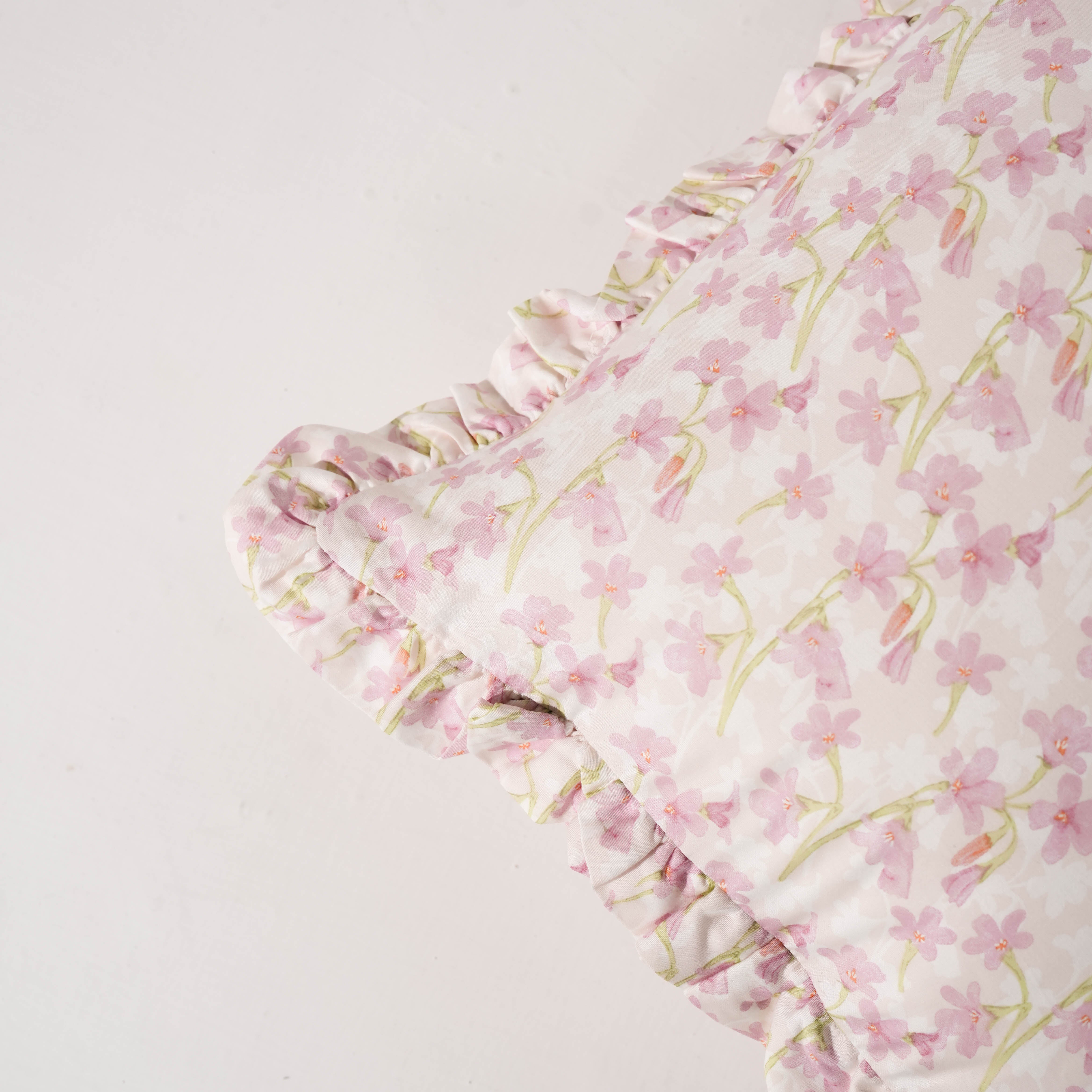 Nyra Cushion Cover