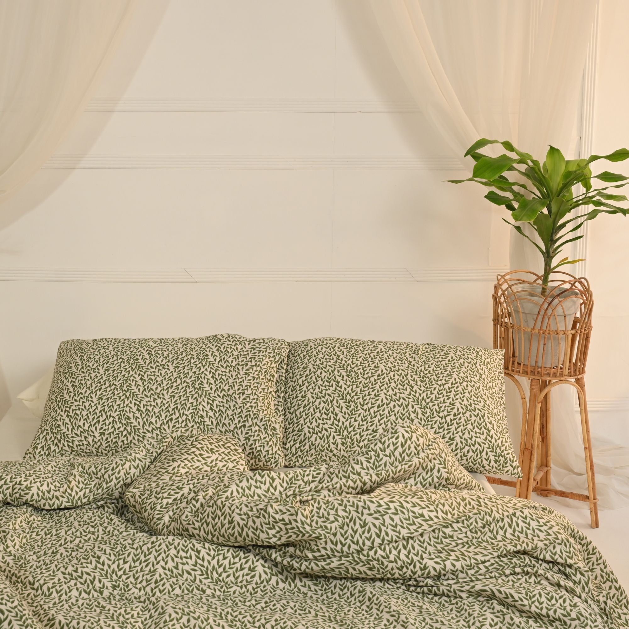 Reverie Duvet Cover صرف