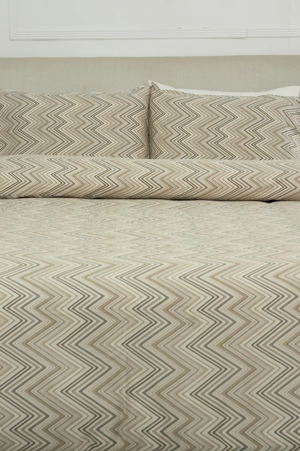 Zyra Pillows & Cushions – view 2