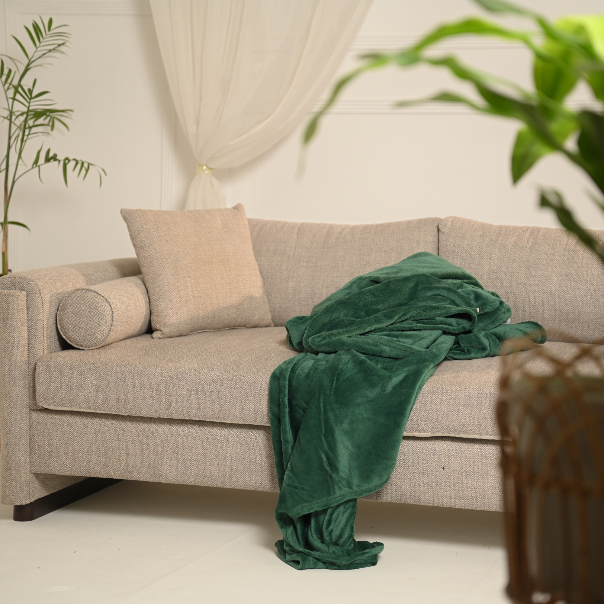 Emerald Green Microfiber Plush Blanket