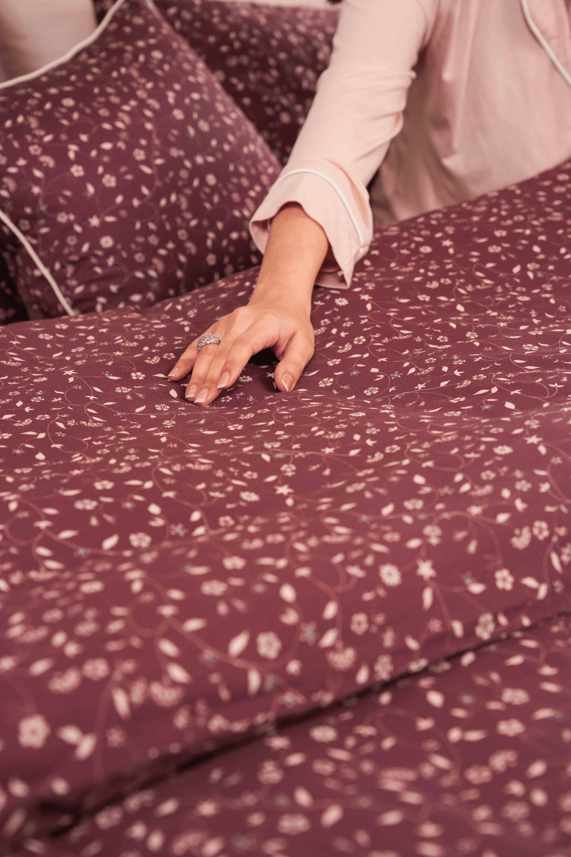 Amulet Bed Sheet Set