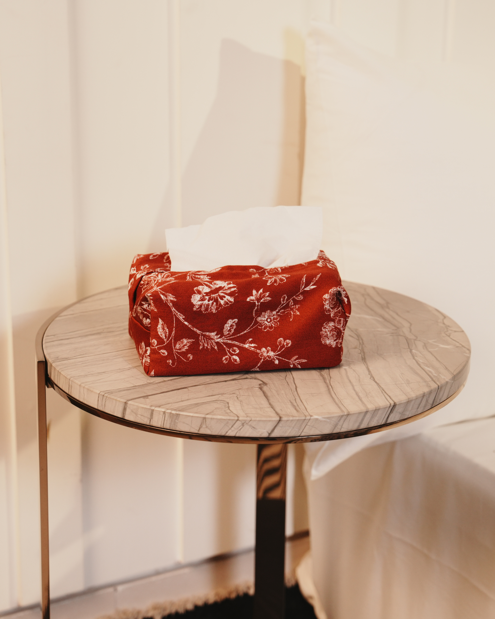 Mauveur Tissue Box Cover