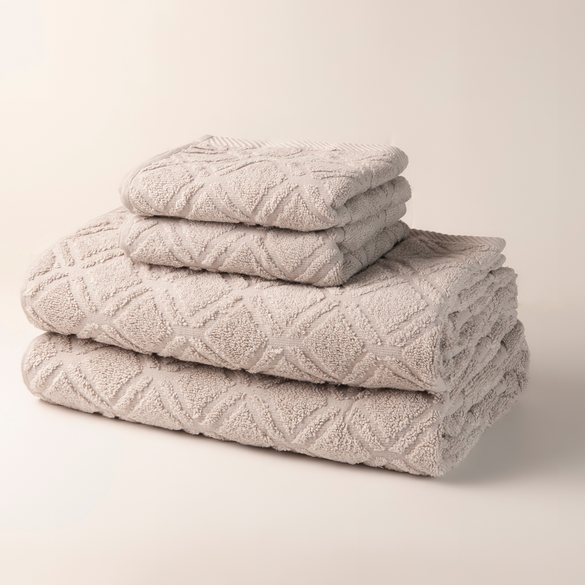 Silver Diamonds Towels - Set of 4