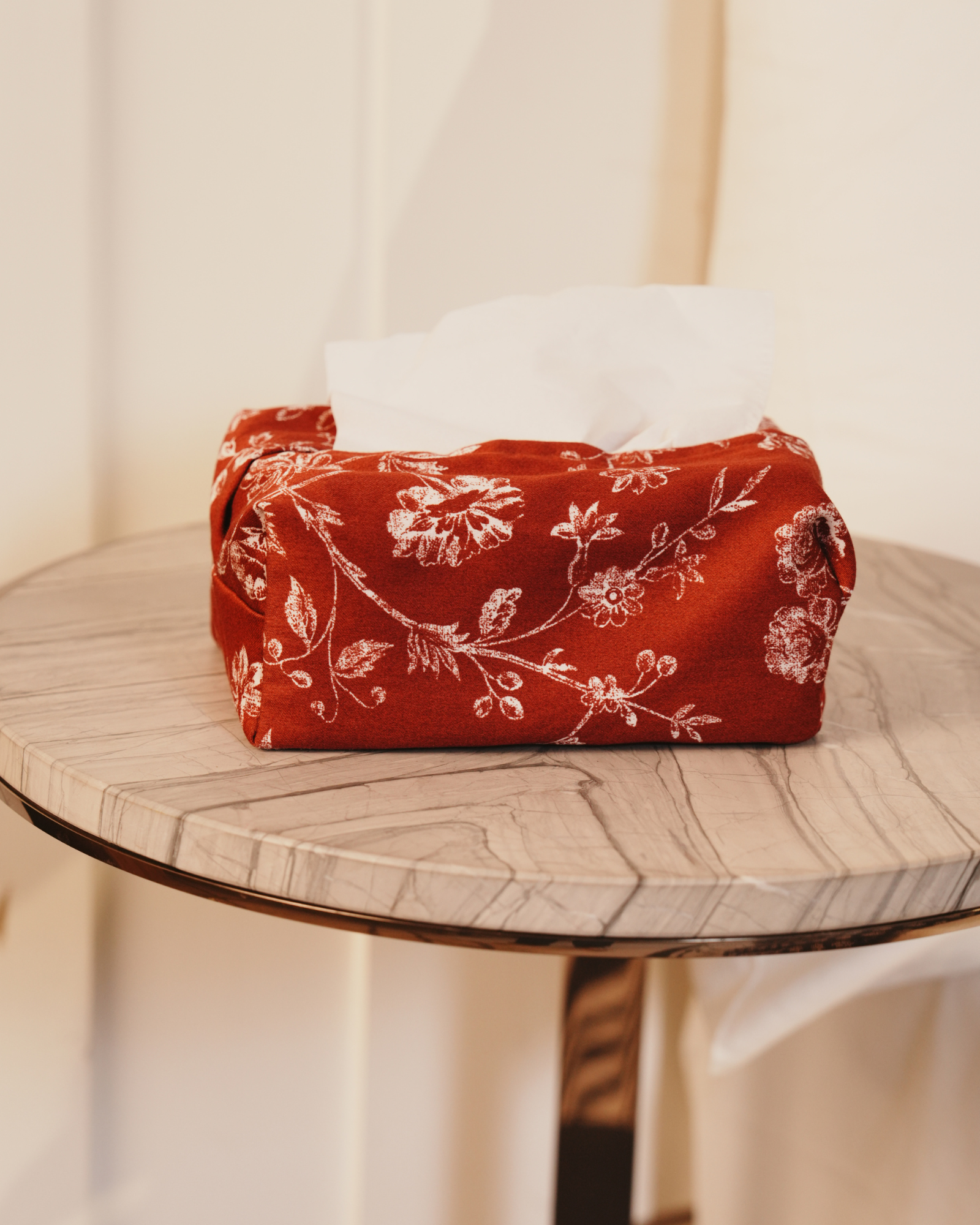 Mauveur Tissue Box Cover