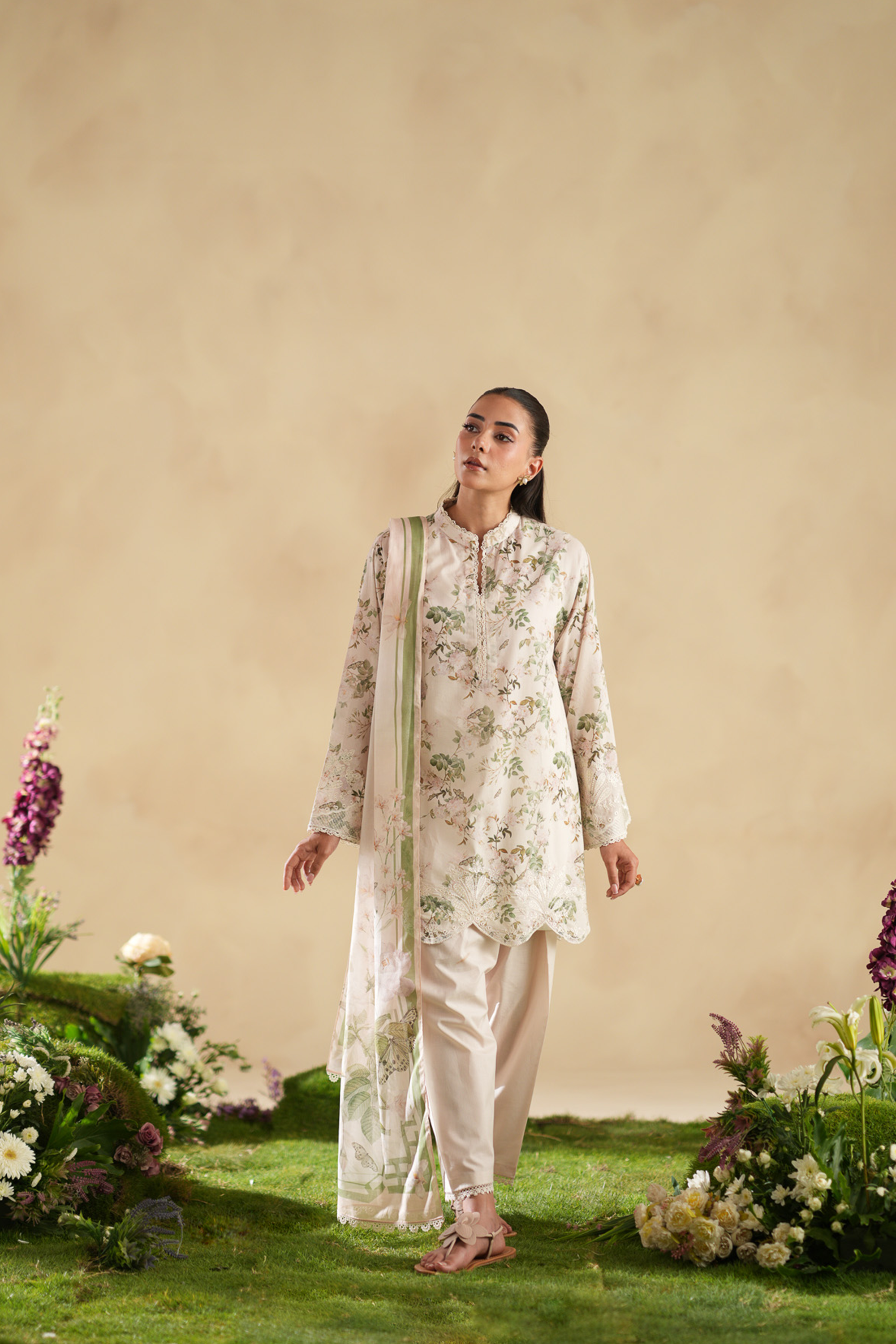 Feuille - Luxury Lawn Suit