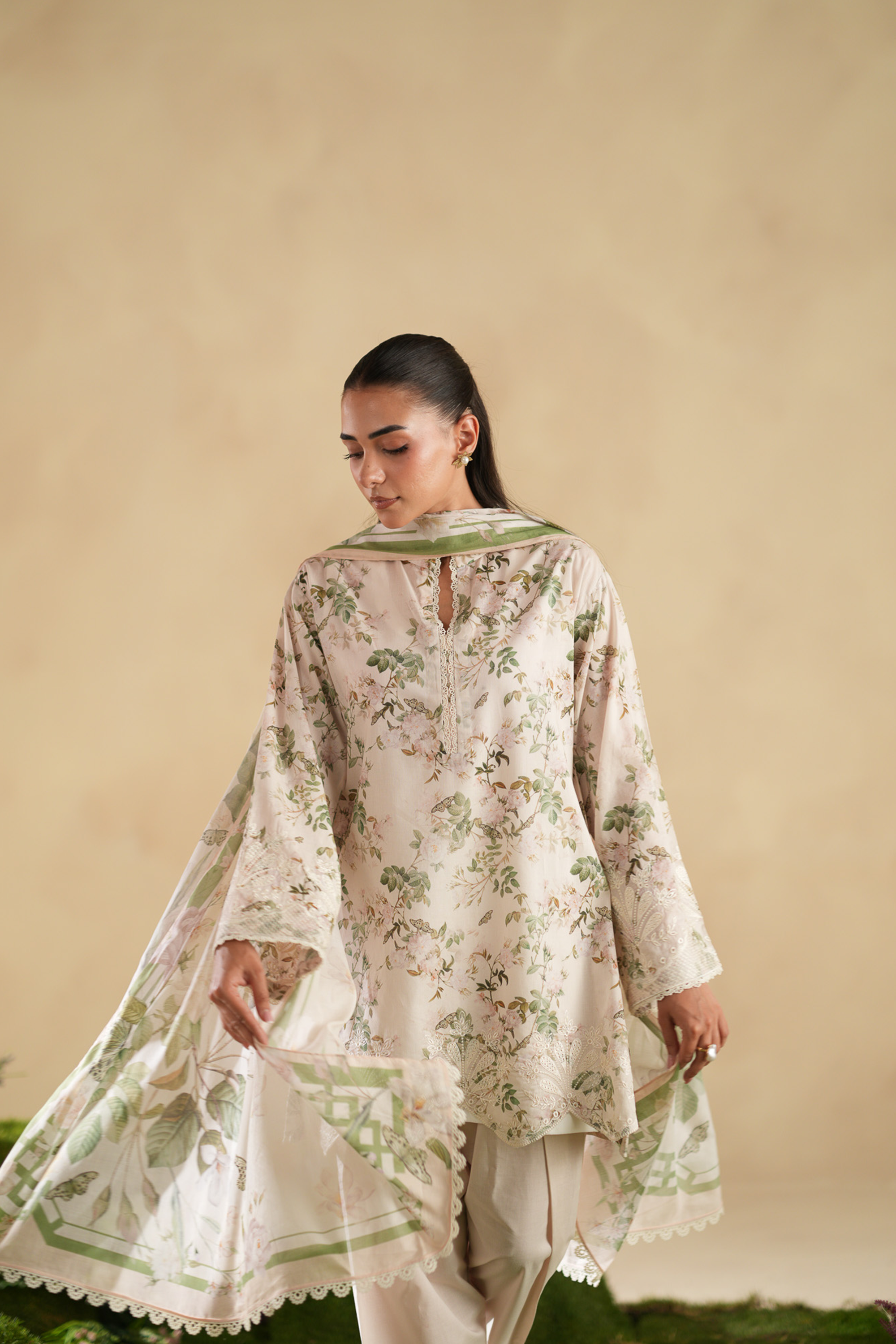 Feuille - Luxury Lawn Suit
