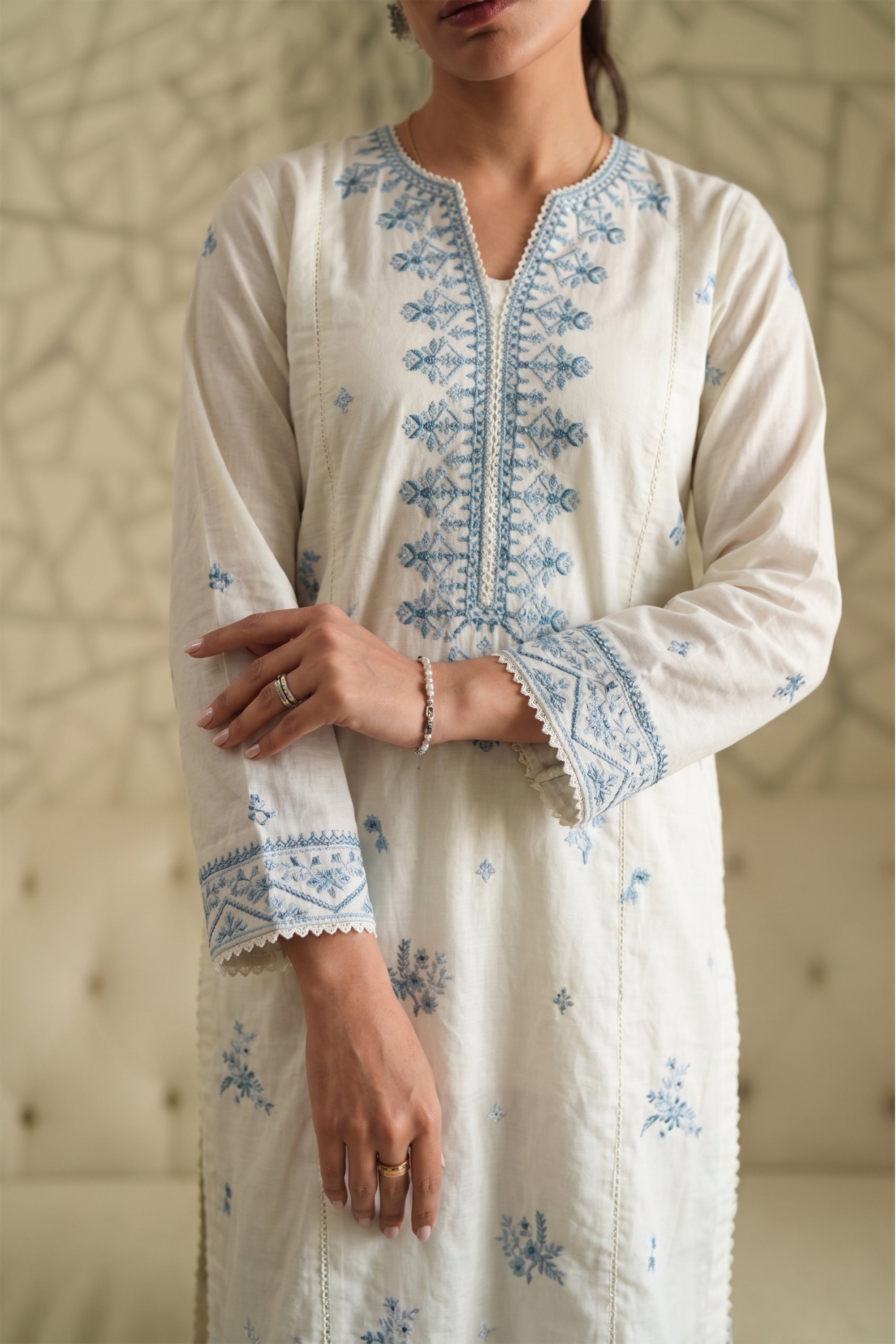 Ivory Suzani - Luxury Lawn Suit