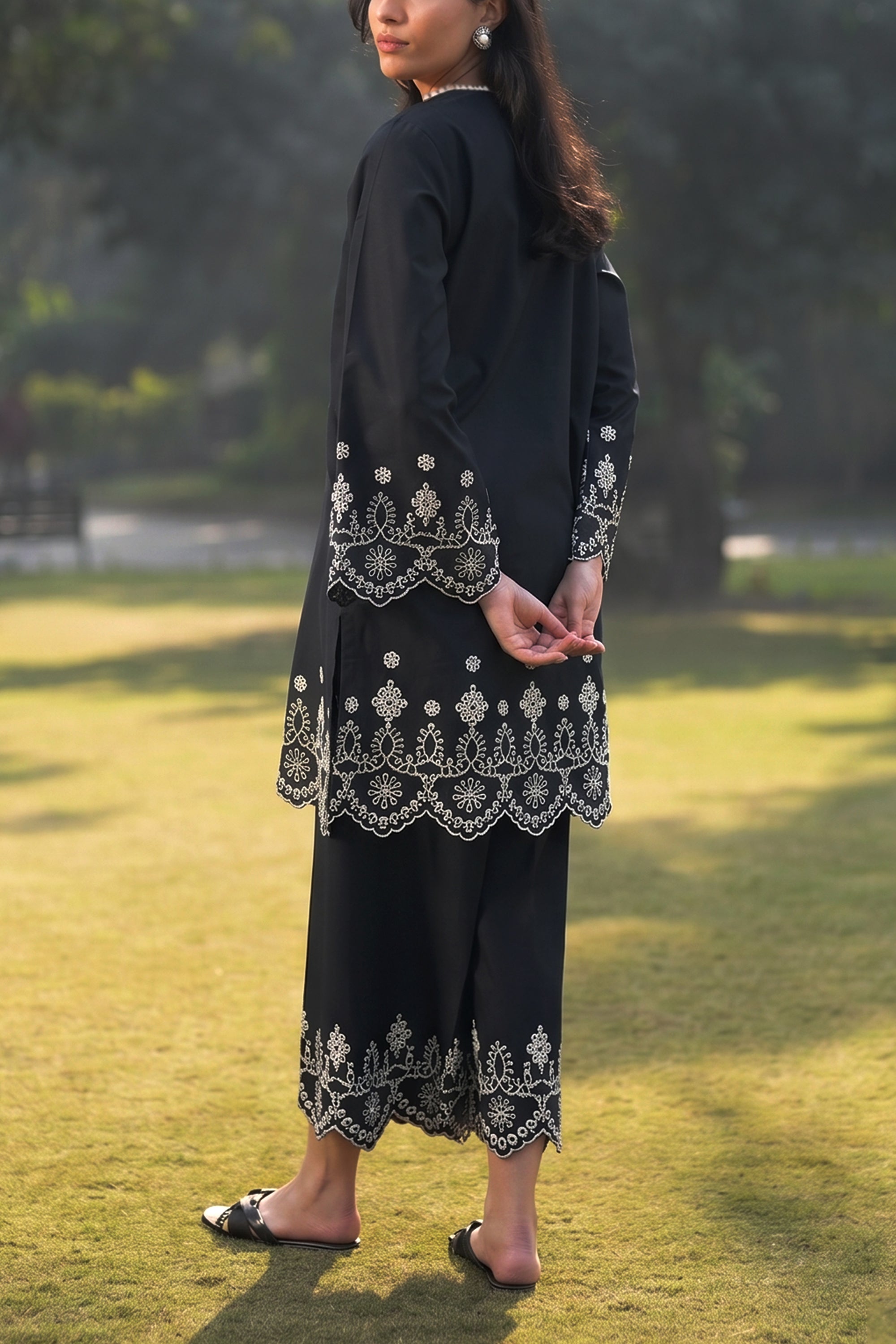 Onyx Medallion Co-ord Set  V-II
