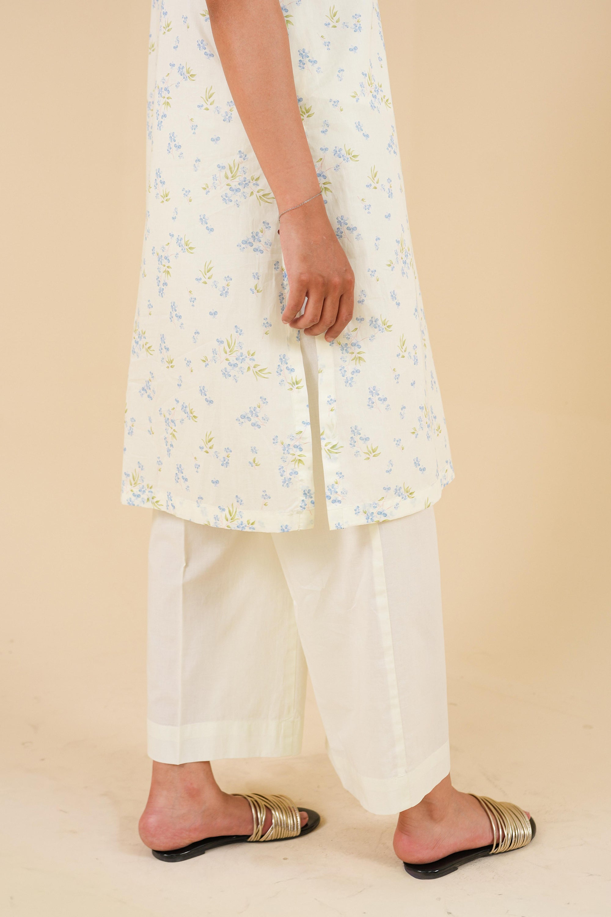 Pristine Ditsy - Printed Lawn Suit