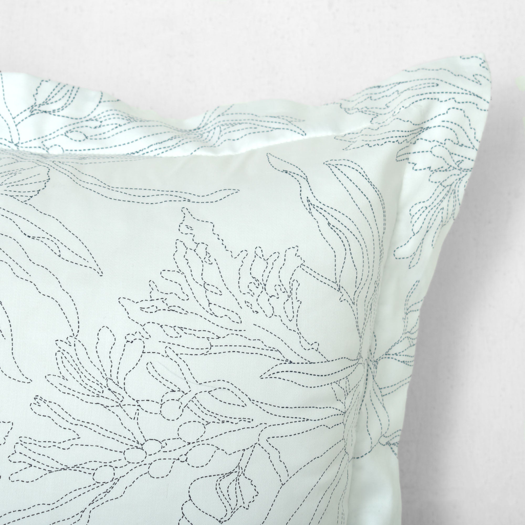 Virelle Cushion Cover