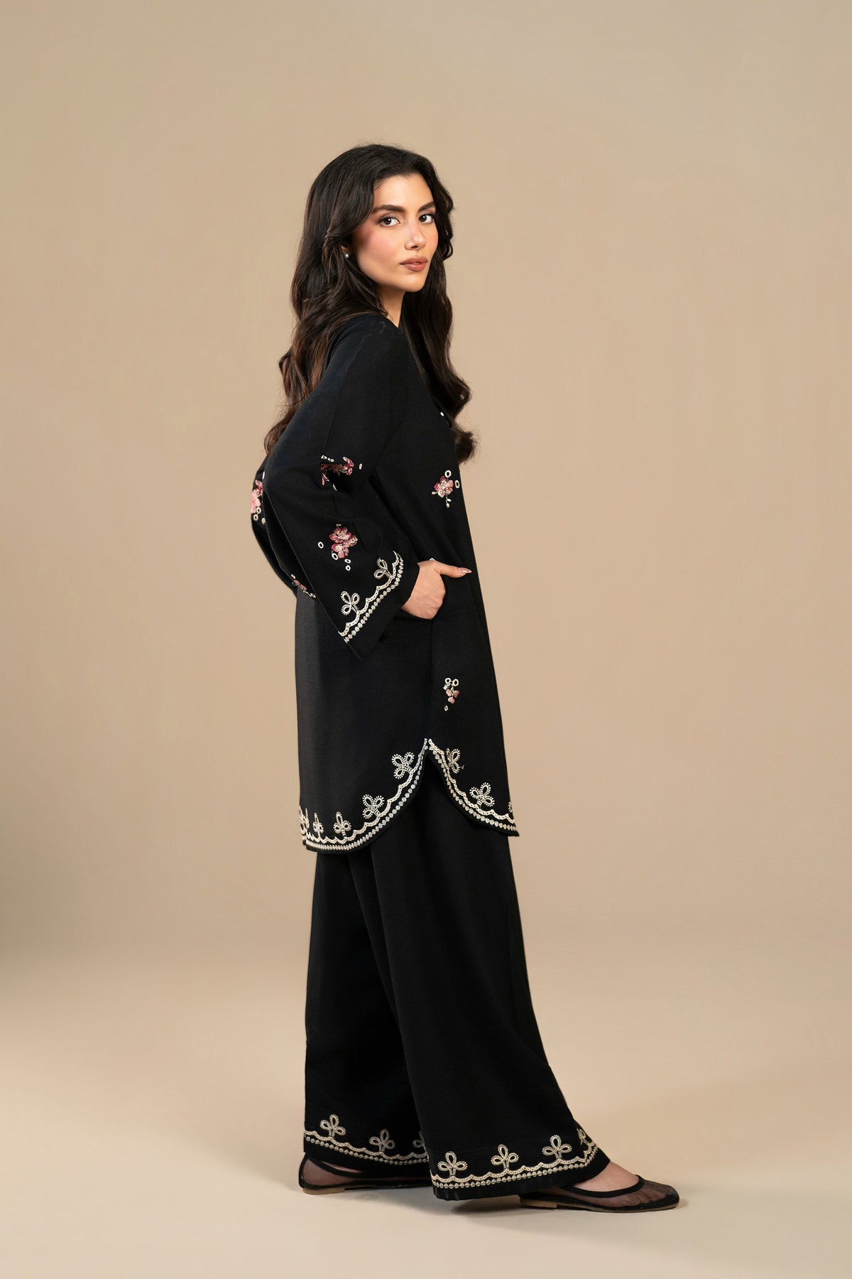 Dark Bloom Karandi Set