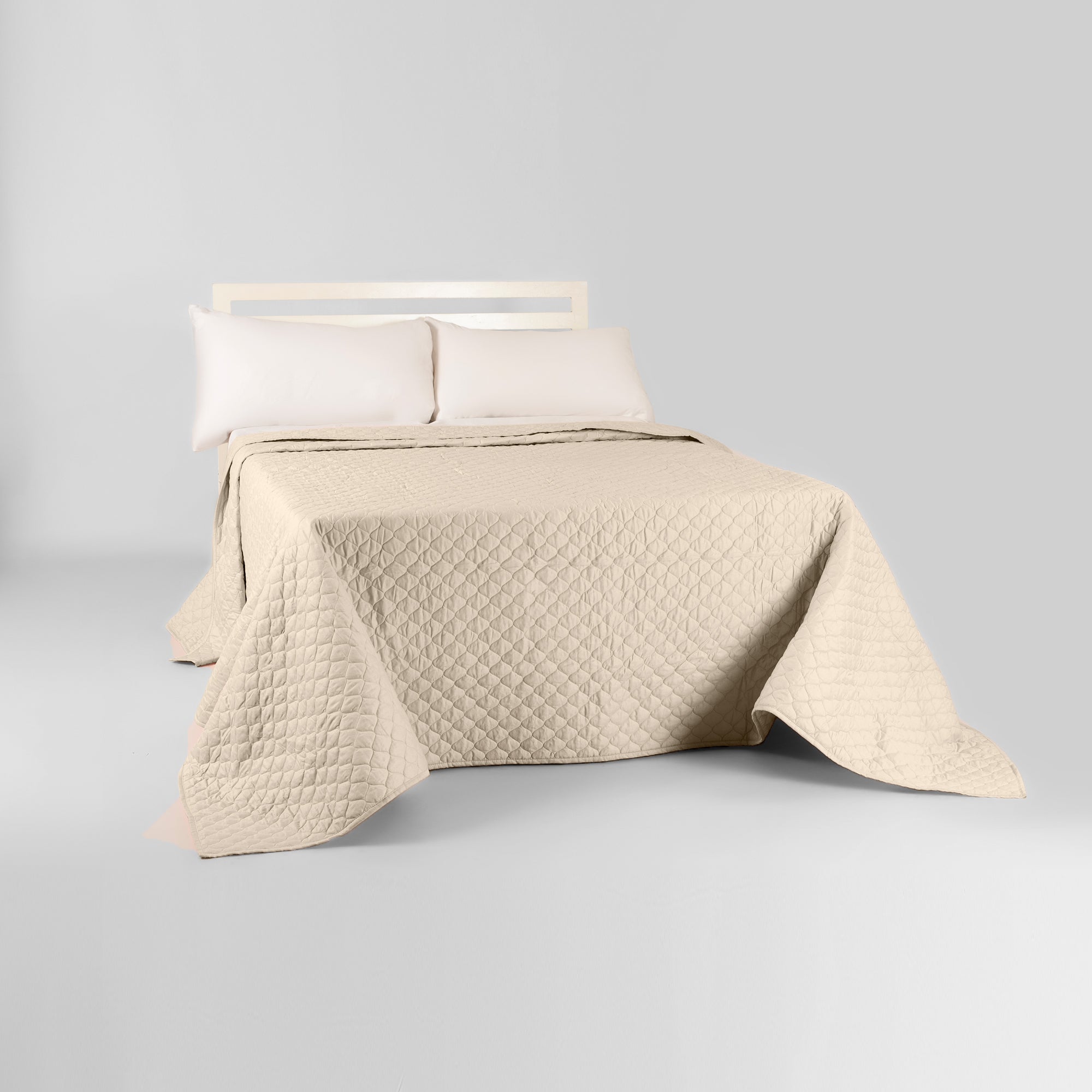 Golden Bedspread - THE LINEN COMPANY