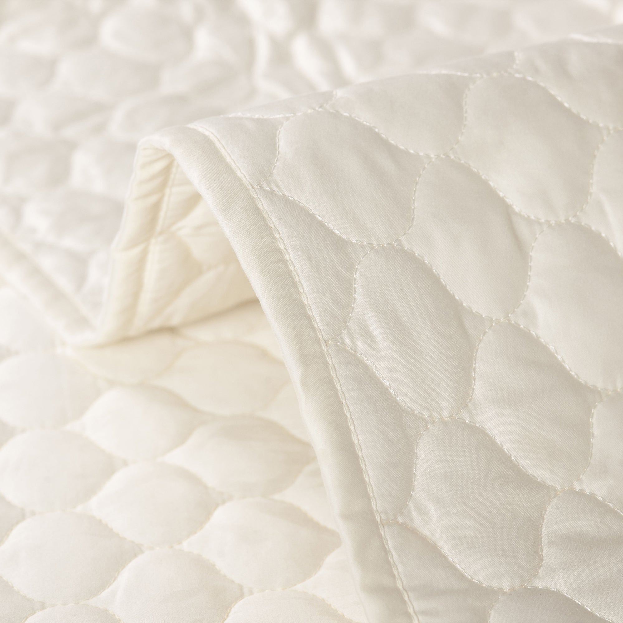 Ivory Bedspread - THE LINEN COMPANY