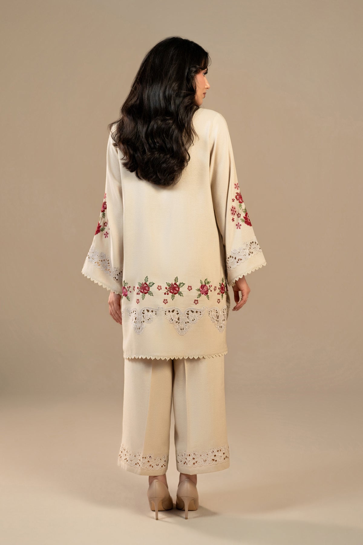 Ivory Rouge Karandi Set