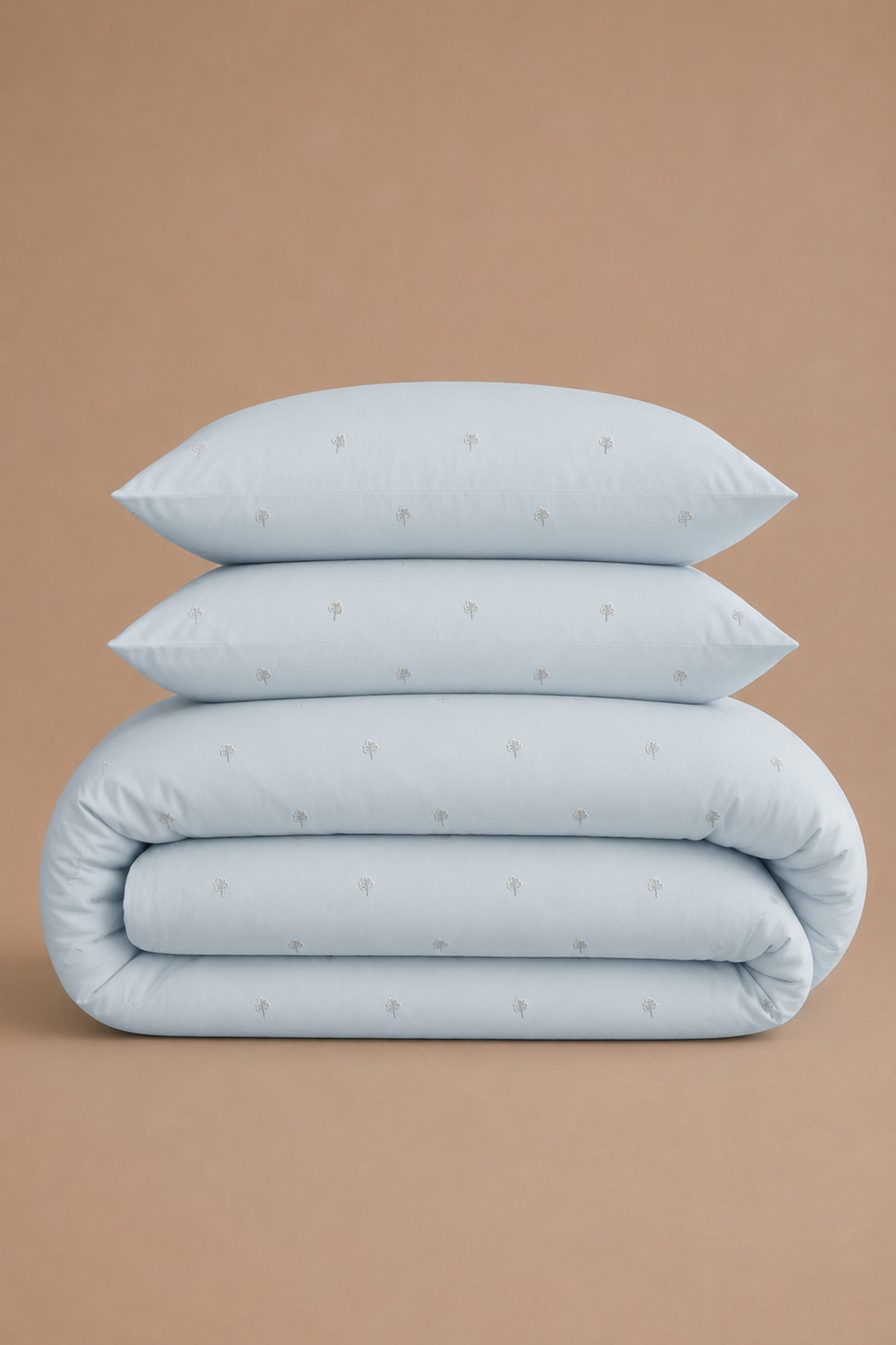 T400 Luxe Sky Embroidered Egyptian Cotton Duvet Cover Set