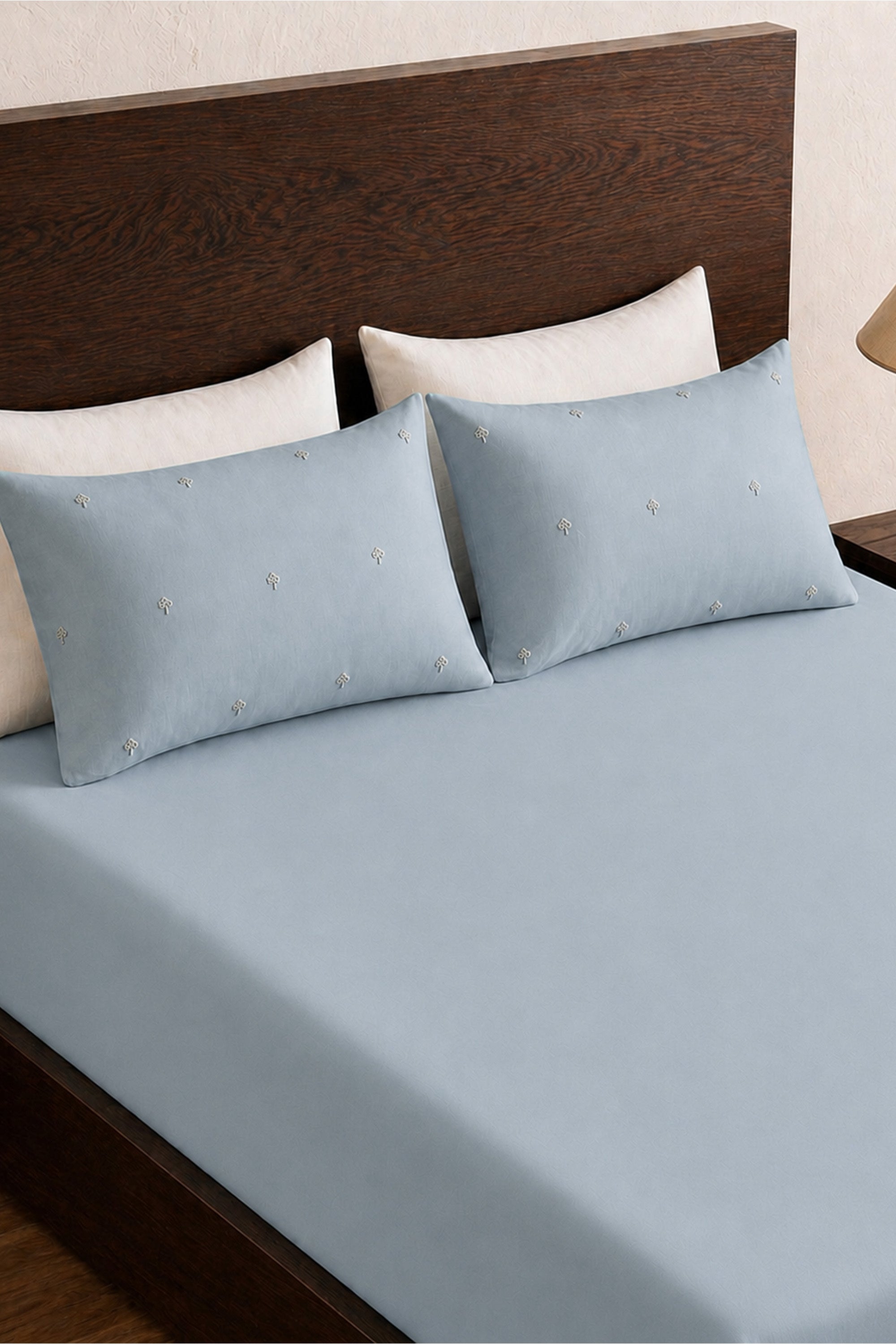 T400 Luxe Sky Embroidered Egyptian Cotton Bed Sheet Set