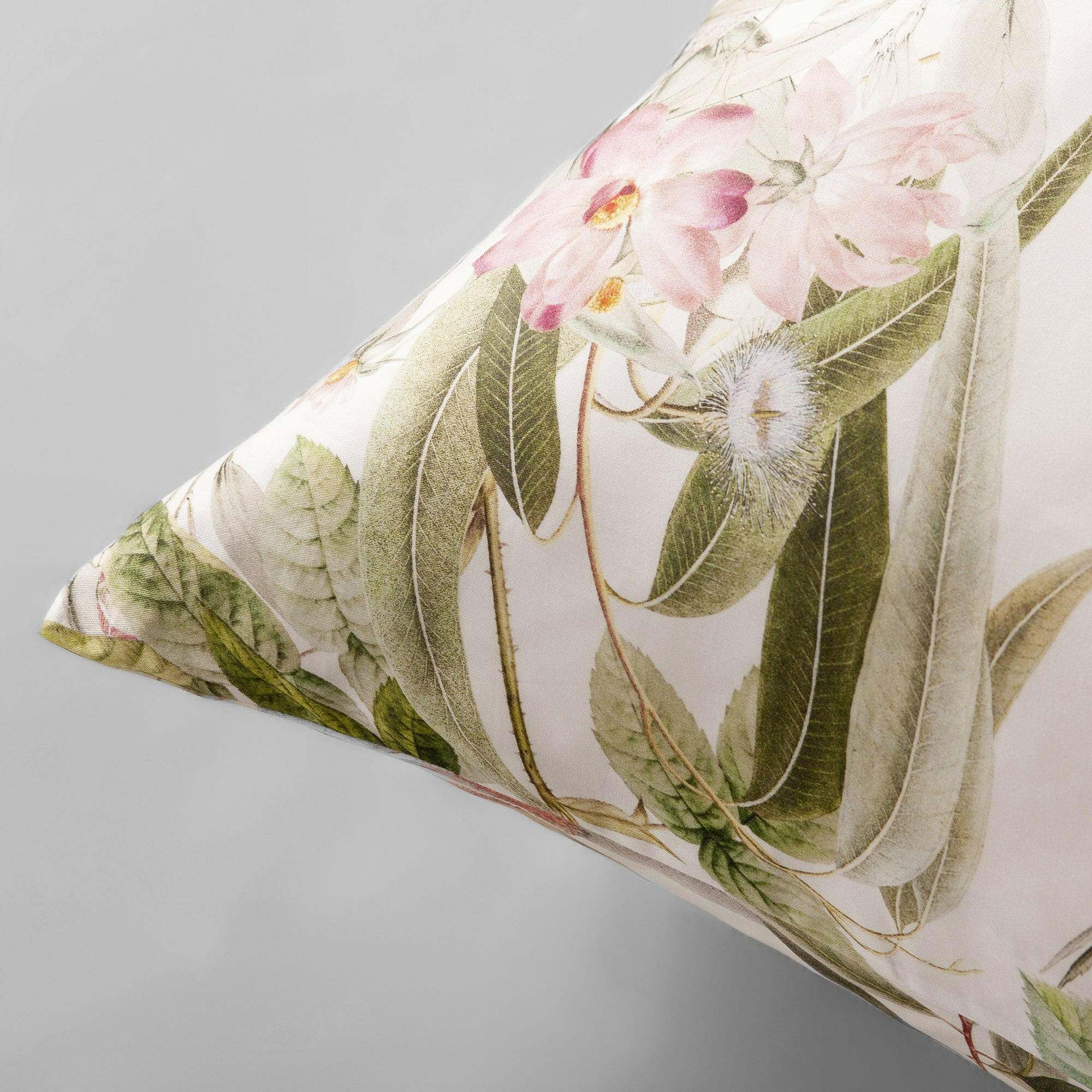 Spring Bloom Bed Sheet Set - THE LINEN COMPANY