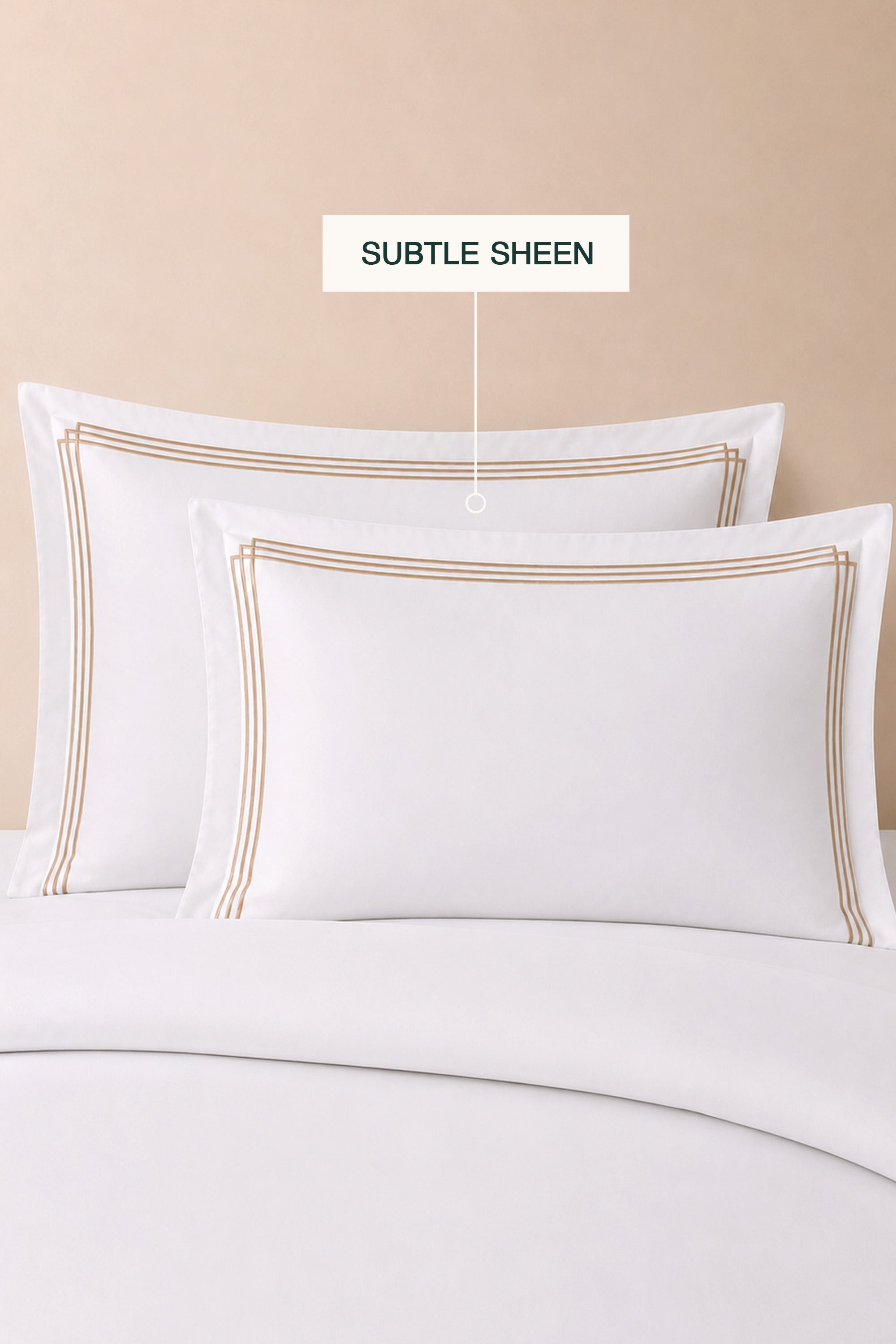 T1000 Luxe White Duvet Cover Set With 3 Line Gold Baretta