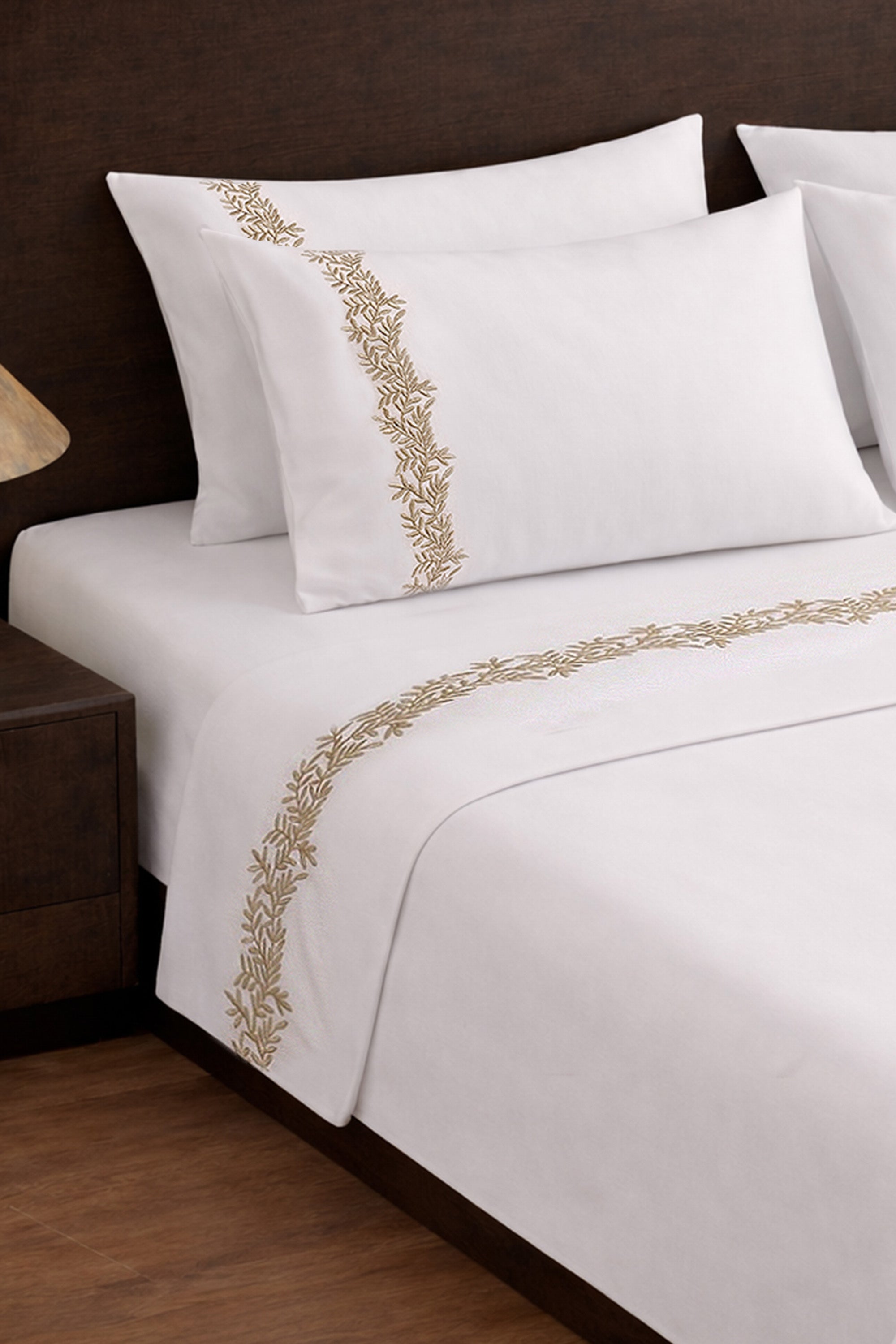 T300 Luxe White Embroidered Duvet Cover Set