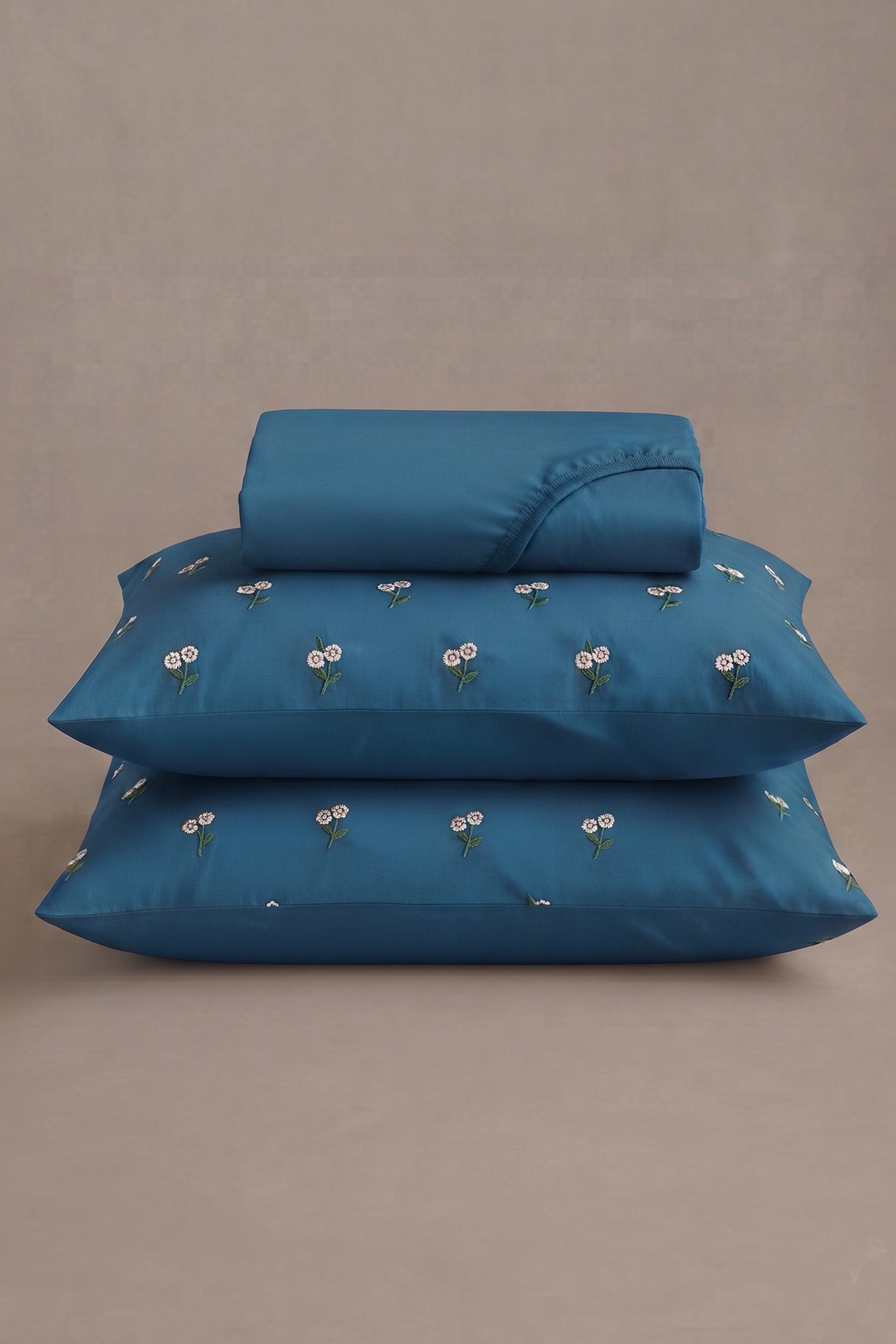 T400 Luxe Teal Embroidered Egyptian Cotton Bed Sheet Set