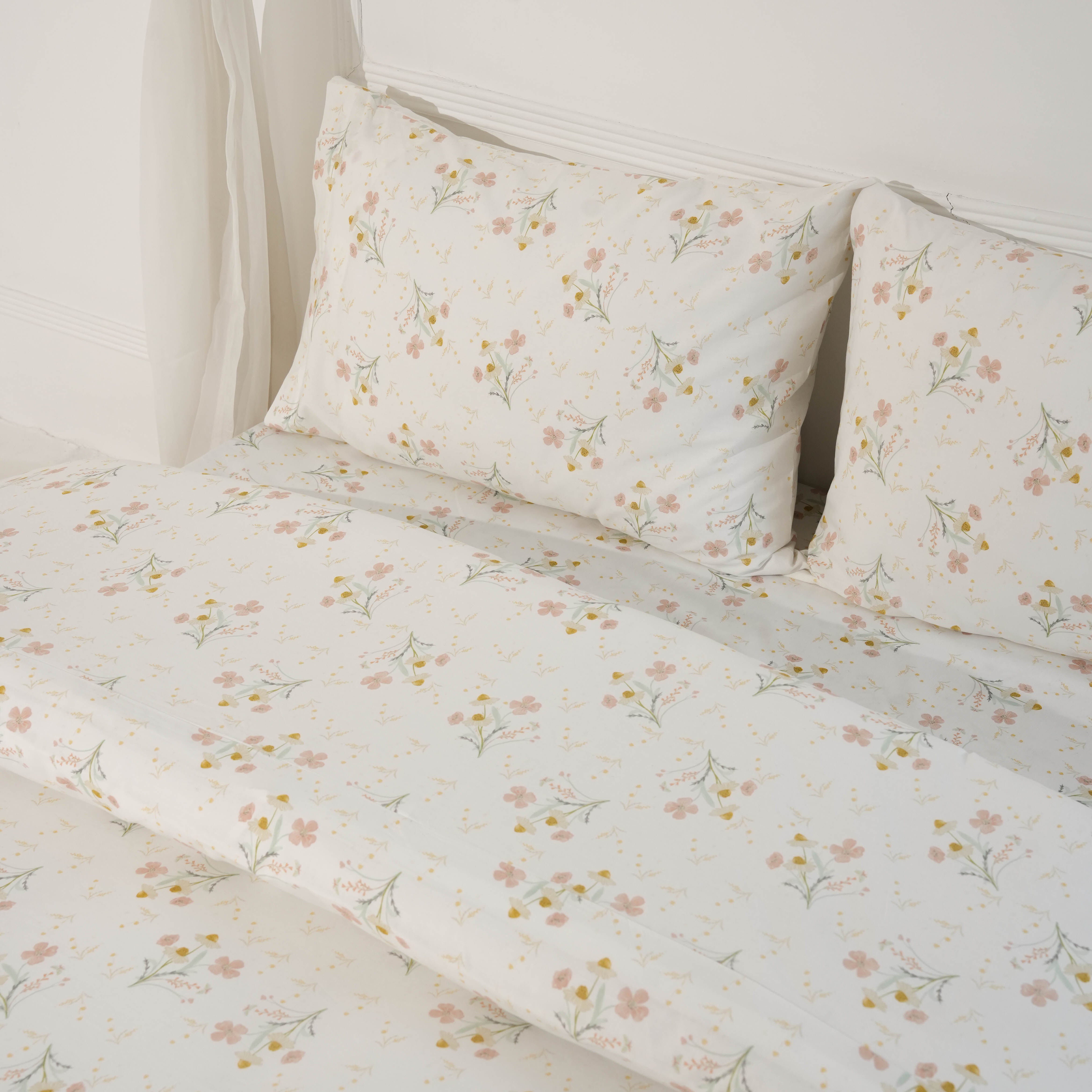 Lumiere Bed Sheet Set