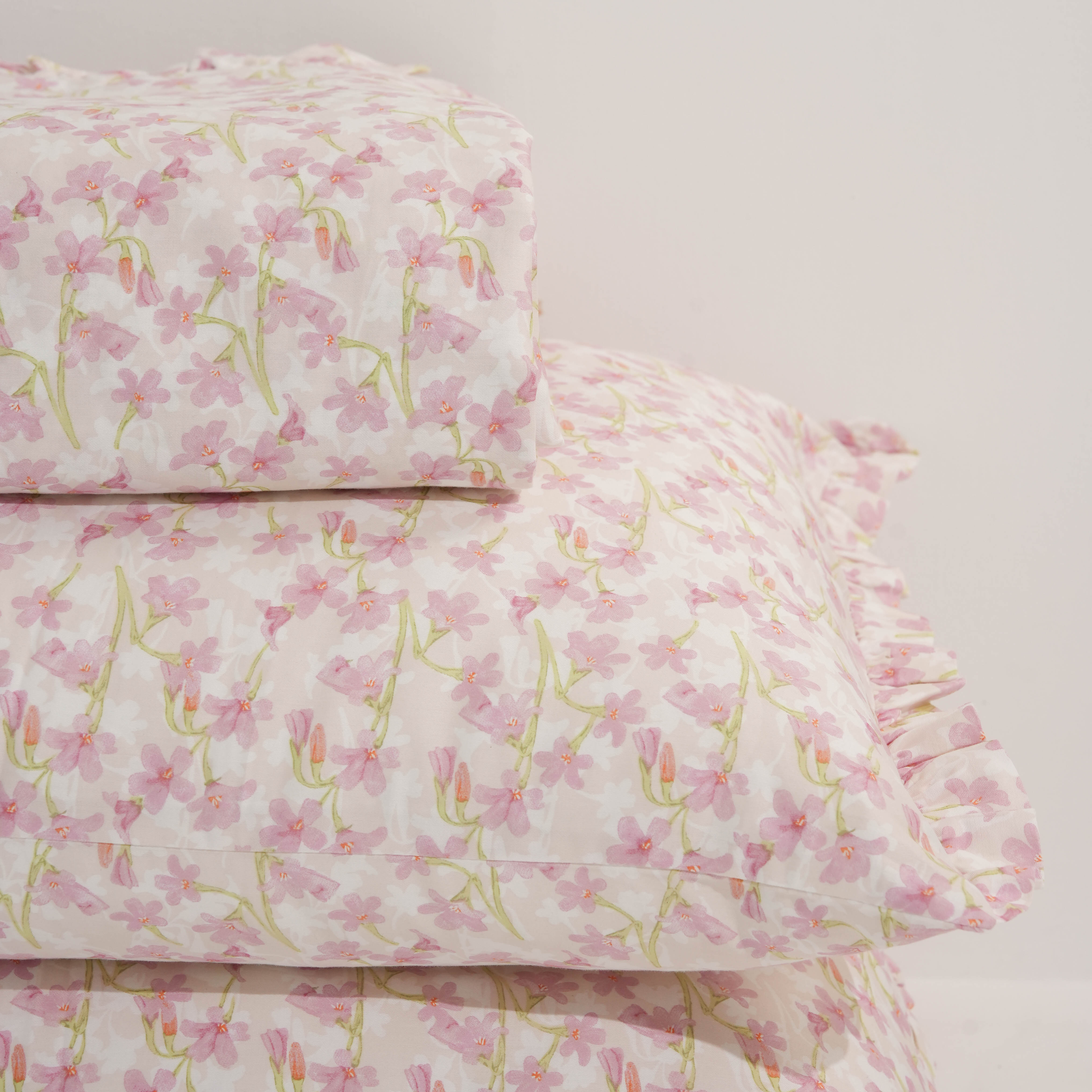 Nyra Bed Sheet Set