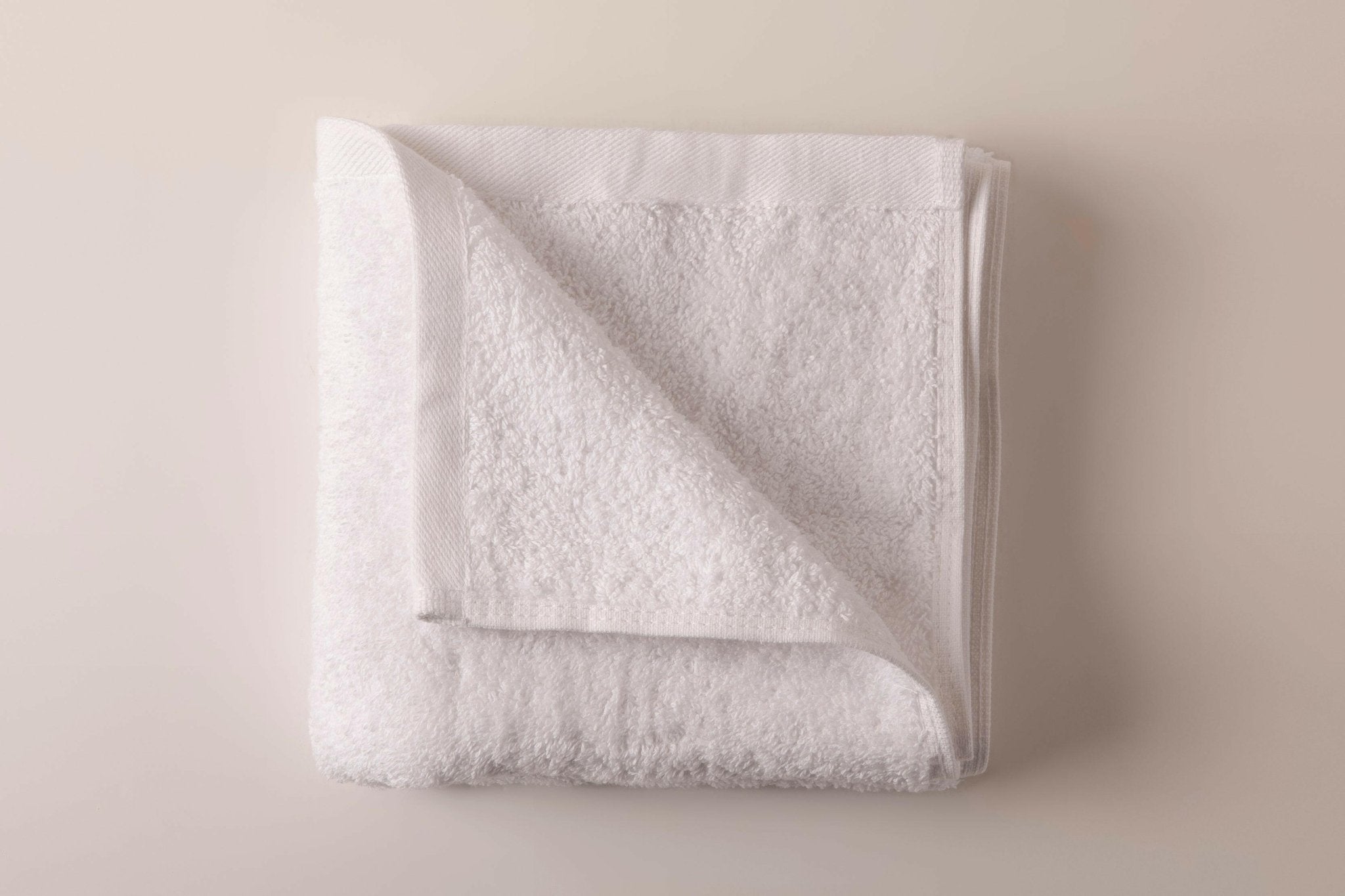 White Towel - Set of 4 - THE LINEN COMPANY